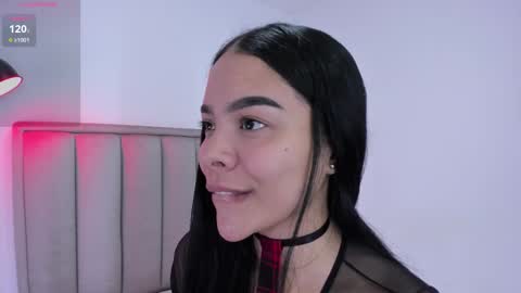 Cris  online show from October 5, 4:56 pm