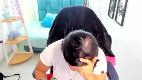 valery_bonneth online show from February 25, 7:23 pm