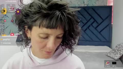 VALERY MORE online show from November 30, 3:16 pm