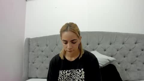 Valesskahall online show from January 12, 12:10 pm