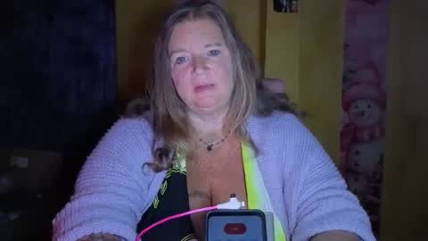 vampwoman online show from December 20, 4:11 pm