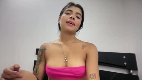 vanessa online show from January 15, 12:49 am