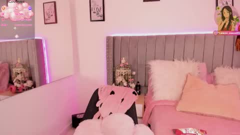 vanesa_moon_ online show from February 14, 12:12 am