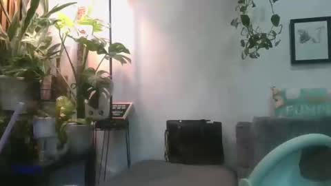 vanessa__foxx online show from February 24, 8:25 am