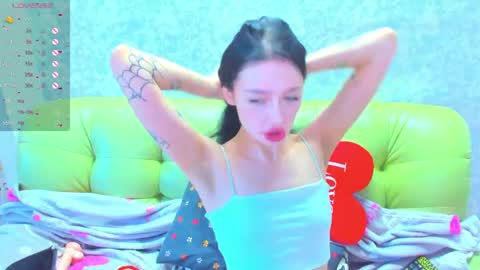 RUSSIAN BARBIE BABE online show from June 5, 6:52 am