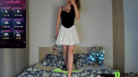 Vanessa Maes online show from December 27, 10:37 pm