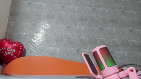 vanessaadol online show from March 12, 8:08 am