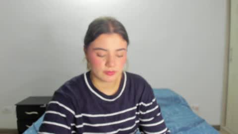 Vannesa online show from May 15, 11:18 pm