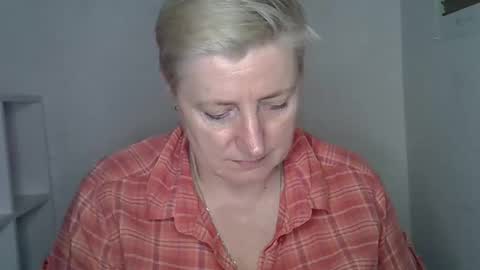 vea_motty online show from March 3, 5:19 pm