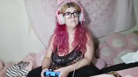 Veronica Lehane online show from September 25, 1:15 am