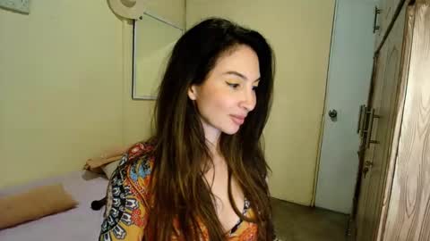 veka_lourens online show from December 1, 6:32 pm