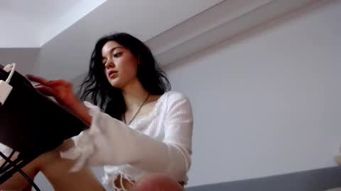 Jess online show from February 17, 1:16 am