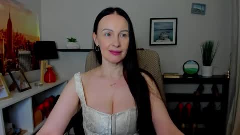 Jasmine online show from November 17, 6:25 am