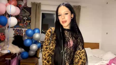 Alice online show from March 26, 7:48 pm