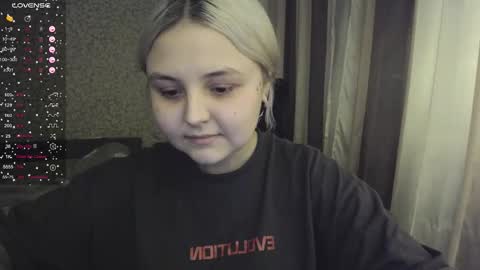 eva 3 online show from November 14, 2:44 am