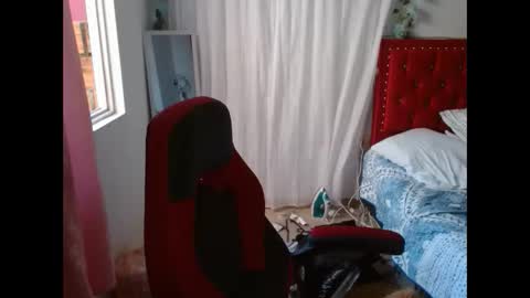 venecasexy44 online show from September 21, 8:40 pm