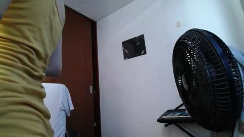 Venelope 3 online show from November 25, 9:15 pm