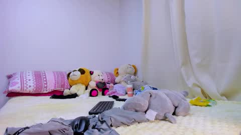 vennuss19 online show from January 16, 12:28 am