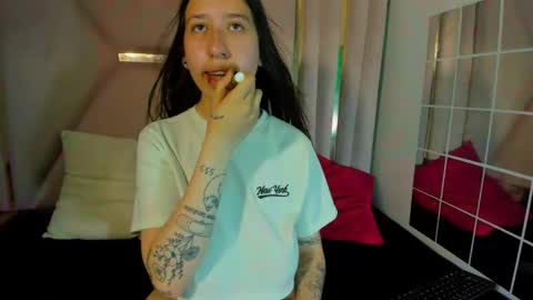 venurmorgan online show from September 14, 5:00 pm