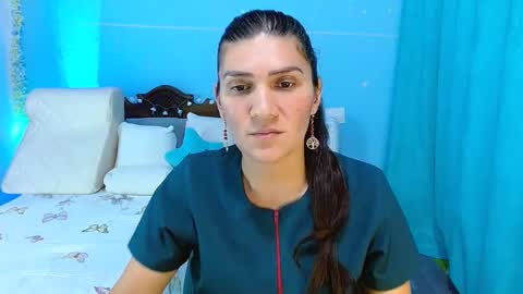 Catalina online show from February 6, 1:05 am