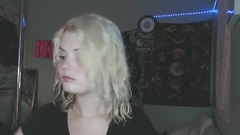 Miss Venus online show from October 21, 11:31 pm