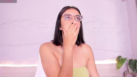 Venus online show from November 18, 12:28 pm