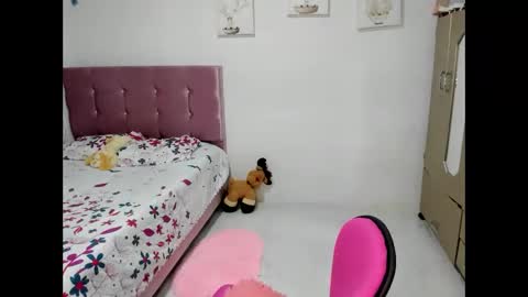 venus online show from February 11, 12:28 am