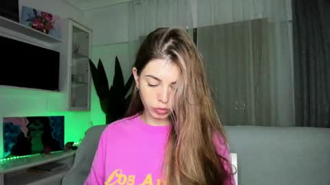 Lolitalolz online show from January 21, 8:11 pm