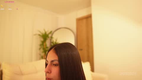 Veronica online show from March 2, 11:30 am