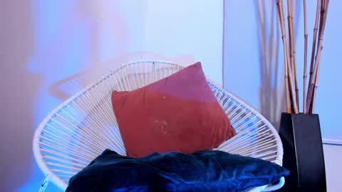 Veronica Gills online show from February 27, 8:42 pm