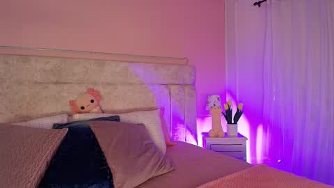 Vero  online show from March 11, 12:39 pm