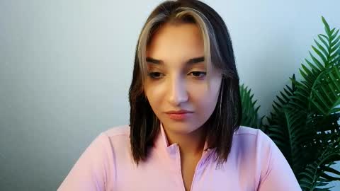 Ana online show from October 3, 11:37 am