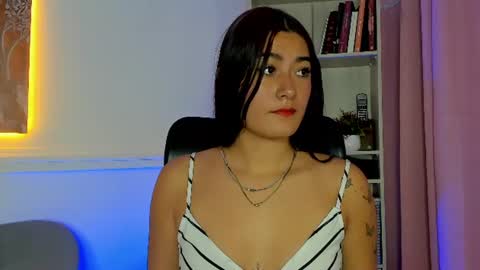 Vesper Rae online show from July 9, 12:40 pm