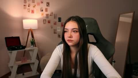 Rachel online show from November 21, 8:11 pm