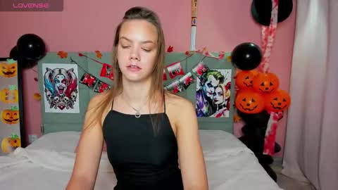 vickie_smith online show from October 21, 1:53 am