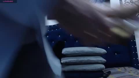 vickycute52 online show from December 25, 8:28 pm