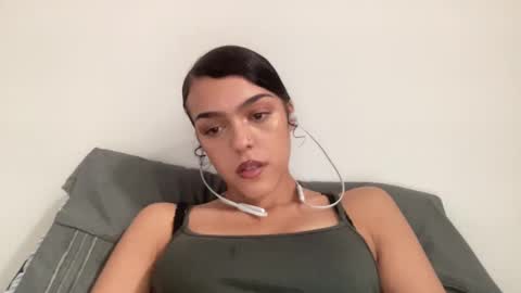 Goddess Victory  online show from January 14, 2:40 am