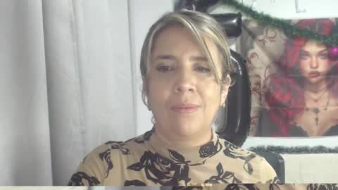 Hi guys   Im victoria  Be the one who can control me in PVT online show from January 7, 10:35 pm