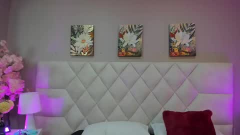 victoria__lee_ online show from May 21, 4:32 am