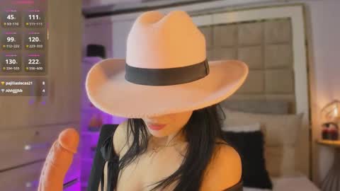 Victoria valentina  online show from November 20, 1:01 pm