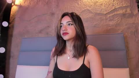 victoriaa2_doll online show from February 25, 12:37 pm