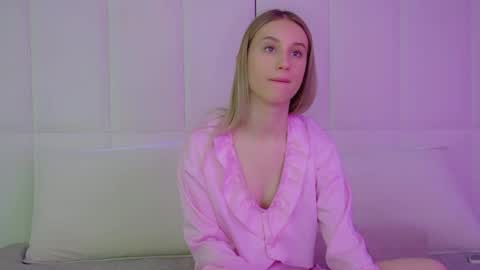 Victoria online show from January 13, 6:19 am