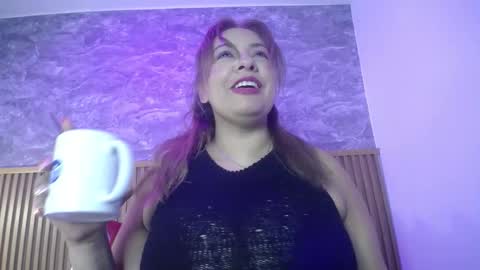 victoriamil1 online show from September 23, 8:07 pm