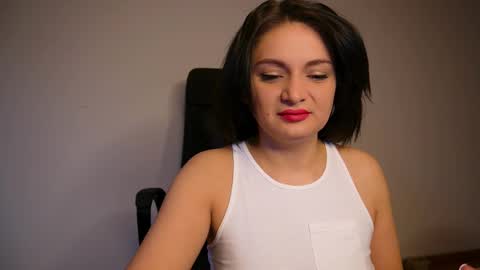 victoriarim online show from February 15, 7:33 am