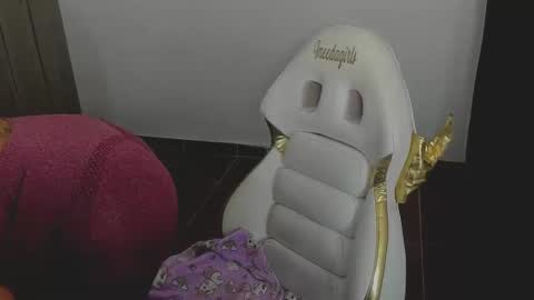 Victoria online show from March 3, 3:48 pm