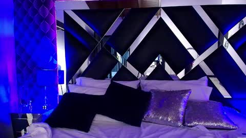 victtoria lee online show from September 24, 10:42 pm