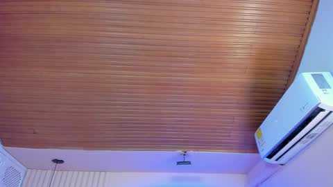 Viiolett online show from September 14, 7:56 pm