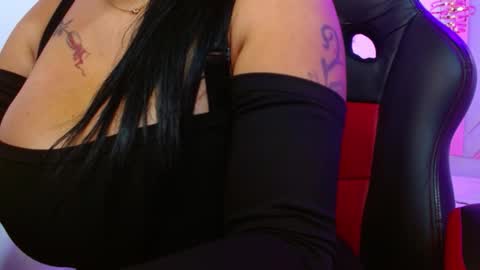 viioleta online show from February 24, 12:37 pm