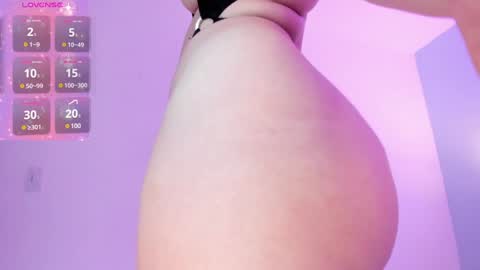 Violet online show from January 24, 1:25 pm