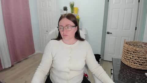 Ukrainian-woman online show from January 30, 1:20 pm